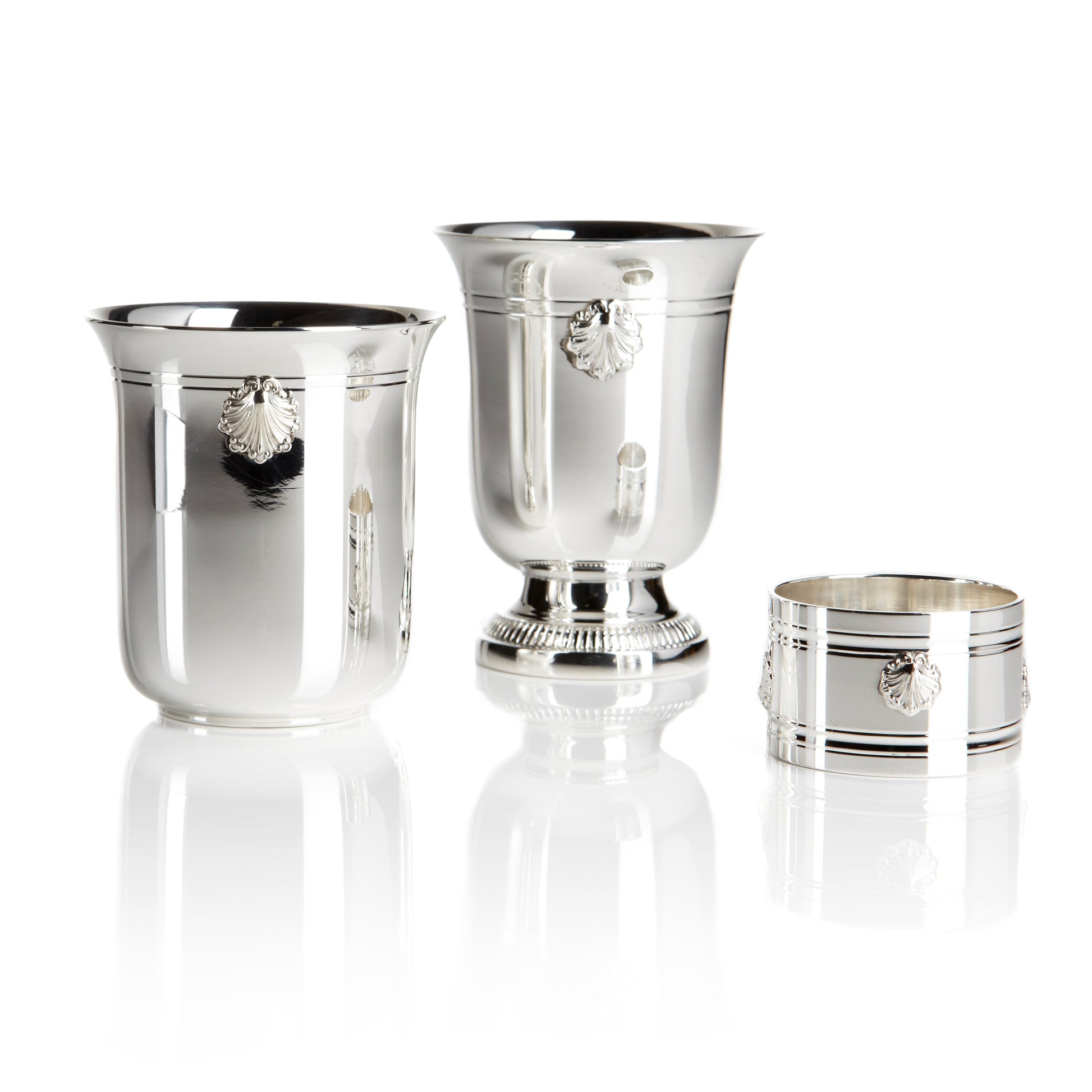 ANCIENNE TIMBALE EN argent massif orfèvre Bésegher Gaston monogrammé PB ANCIENNE TIMBALE EN argent massif orfèvre Bésegher Gaston monogrammé PB